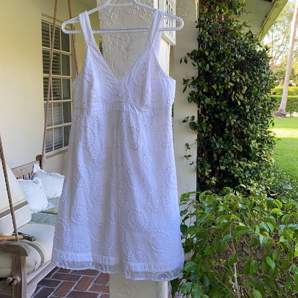 Lilly Pulitzer-wht. empire dress sz. 8 excellent condition - Picture 6 of 15